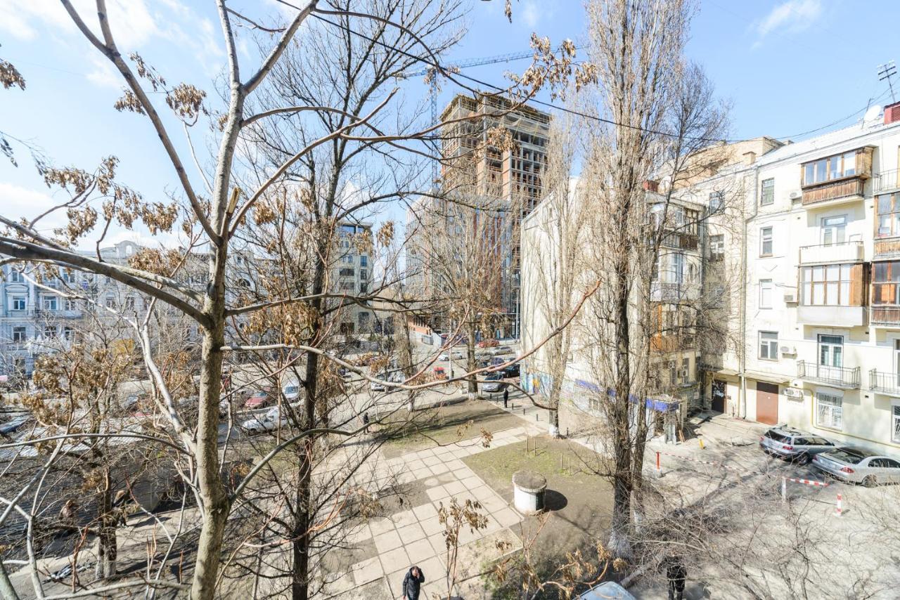 911 Apartments Antonovichа Kiew Exterior foto