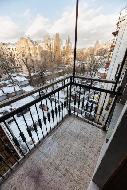 911 Apartments Antonovichа Kiew Exterior foto