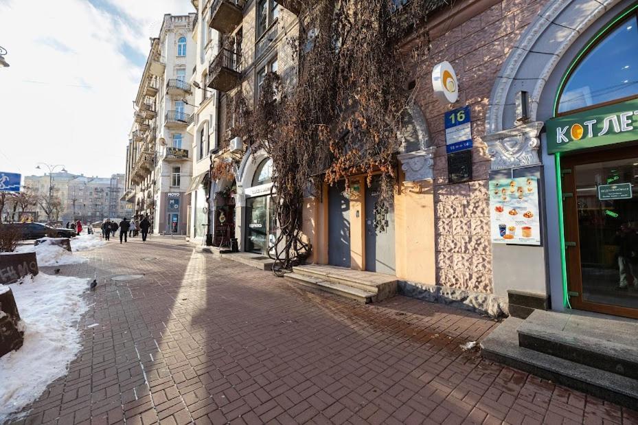 911 Apartments Antonovichа Kiew Exterior foto
